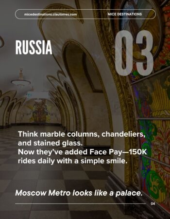 Moscow Metro looks like a palace